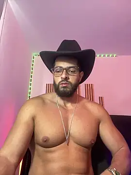 Snapshot of magnumchris chatting on June 2026 02:45:01 PM magnumchris online show from June 2026 02:45:01 PM