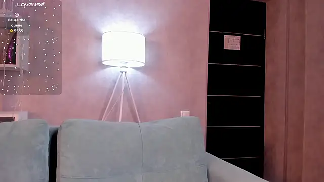 Snapshot of Molly_Platt chatting on October 2025 09:30:02 AM Molly Platt online show from October 2025 09:30:02 AM