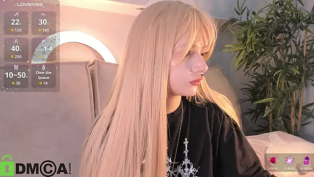 Molly Platt online show from January 2026 09:12:01 AM