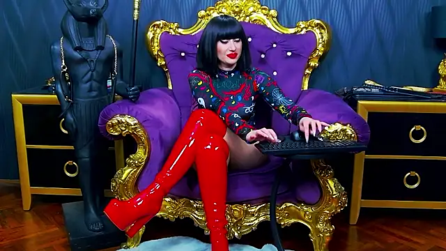 LaraMaeve online show from March 2026 05:49:02 AM