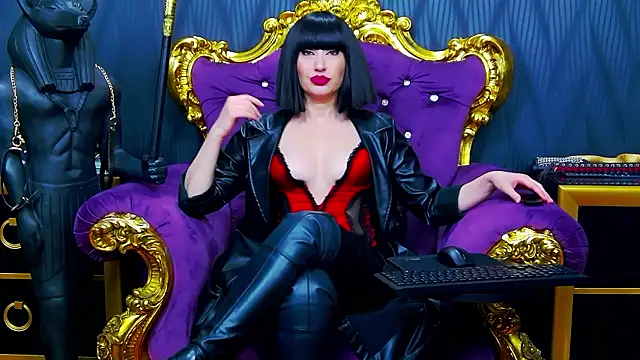 Snapshot of LaraMaeve chatting on February 2026 05:29:02 AM LaraMaeve online show from February 2026 05:29:02 AM