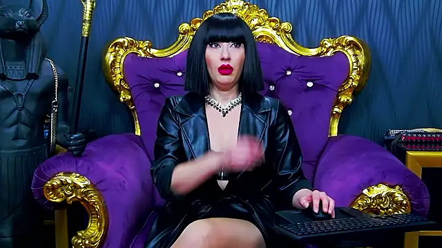 Snapshot of LaraMaeve chatting on February 2026 06:22:01 AM LaraMaeve online show from February 2026 06:22:01 AM