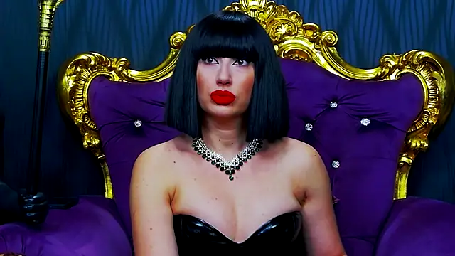 LaraMaeve online show from December 2025 06:12:02 AM