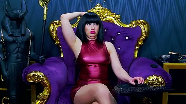 Snapshot of LaraMaeve chatting on March 2026 05:36:01 AM LaraMaeve online show from March 2026 05:36:01 AM