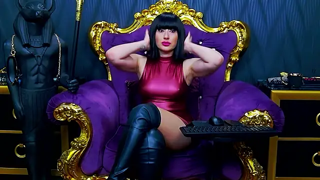 Snapshot of LaraMaeve chatting on February 2026 05:40:02 AM LaraMaeve online show from February 2026 05:40:02 AM