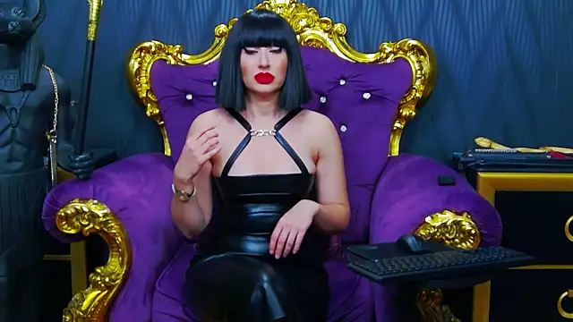 Snapshot of LaraMaeve chatting on January 2026 06:08:02 AM LaraMaeve online show from January 2026 06:08:02 AM