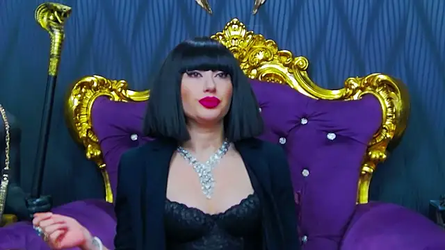 Snapshot of LaraMaeve chatting on January 2026 06:53:02 AM LaraMaeve online show from January 2026 06:53:02 AM