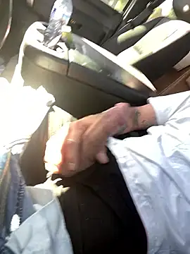 Lilbig 24 online show from October 2025 03:12:02 PM