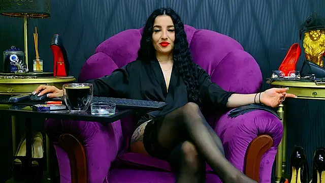 VivianReeve online show from May 2026 12:37:02 PM