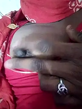 Snapshot of aunty_sumy chatting on November 2025 04:07:02 PM aunty sumy online show from November 2025 04:07:02 PM