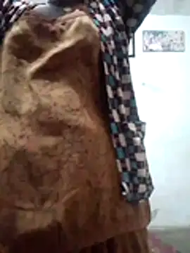 Snapshot of aunty_sumy chatting on December 2025 01:04:02 AM aunty sumy online show from December 2025 01:04:02 AM