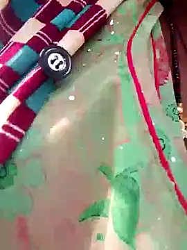 Snapshot of aunty_sumy chatting on November 2025 05:41:02 AM aunty sumy online show from November 2025 05:41:02 AM