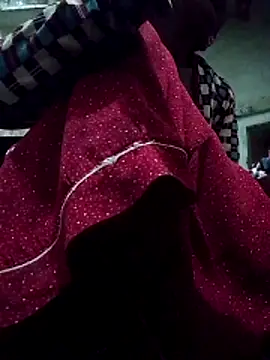 Snapshot of aunty_sumy chatting on December 2025 12:44:01 AM aunty sumy online show from December 2025 12:44:01 AM