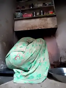 aunty sumy online show from April 2026 02:40:02 AM