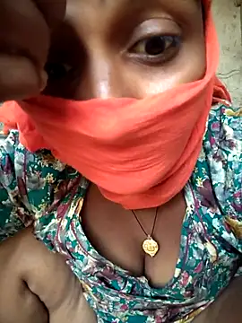 aunty sumy online show from April 2026 01:28:01 AM