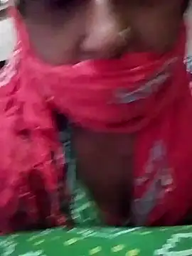 Snapshot of aunty_sumy chatting on November 2025 02:43:01 AM aunty sumy online show from November 2025 02:43:01 AM