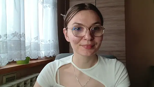 Snapshot of LooveELLYx chatting on October 2025 11:55:01 AM LooveELLYx online show from October 2025 11:55:01 AM