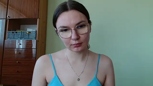 LooveELLYx online show from March 2026 07:25:01 AM