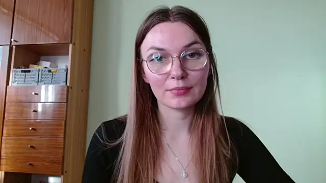 LooveELLYx online show from October 2025 01:43:02 PM