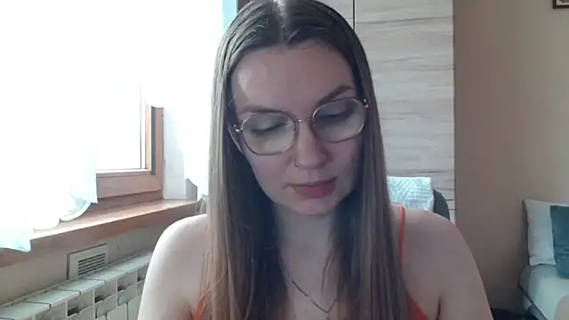 LooveELLYx online show from July 2026 06:31:01 AM