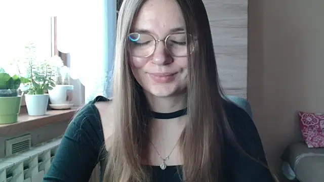 LooveELLYx online show from February 2026 07:30:01 AM