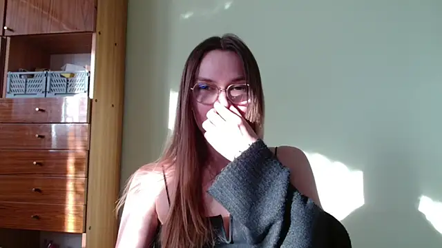 LooveELLYx online show from March 2026 02:46:02 PM