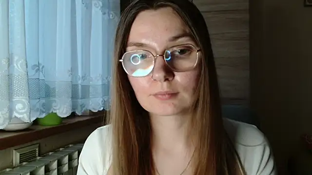 Snapshot of LooveELLYx chatting on December 2025 02:38:01 PM LooveELLYx online show from December 2025 02:38:01 PM