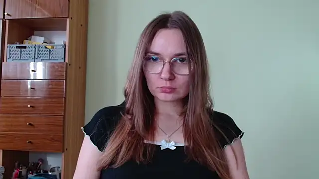 LooveELLYx online show from October 2025 01:41:02 PM