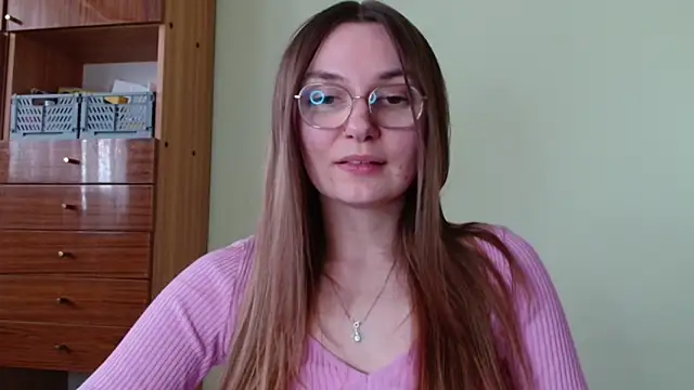 LooveELLYx online show from March 2026 02:28:01 PM