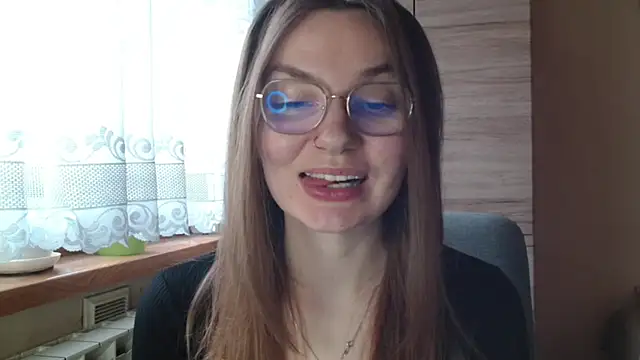 Snapshot of LooveELLYx chatting on November 2025 07:34:01 AM LooveELLYx online show from November 2025 07:34:01 AM