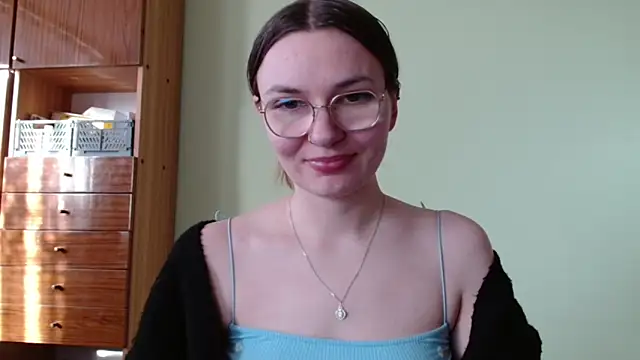 LooveELLYx online show from February 2026 02:25:01 PM