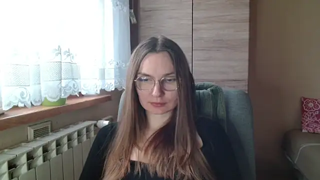 Snapshot of LooveELLYx chatting on November 2025 07:30:01 AM LooveELLYx online show from November 2025 07:30:01 AM