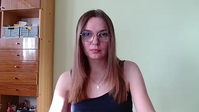LooveELLYx online show from September 2025 02:23:01 PM