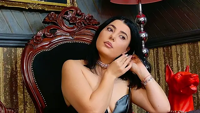 Snapshot of MistressEly chatting on October 2025 12:06:02 PM MistressEly online show from October 2025 12:06:02 PM