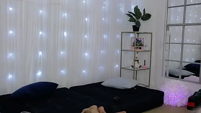 SarahRaynex online show from February 2026 11:32:02 PM