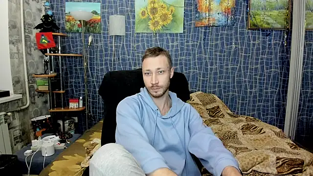 CuteBoy228 online show from February 2026 06:03:01 PM