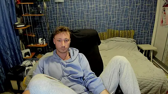 CuteBoy228 online show from May 2026 09:01:02 PM