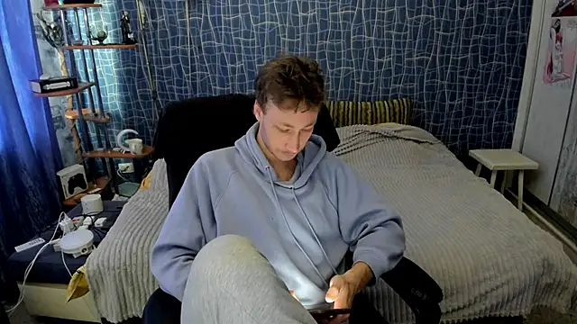 CuteBoy228 online show from April 2026 11:26:01 AM