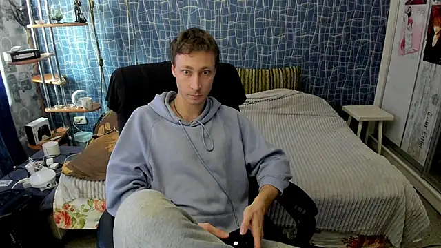 CuteBoy228 online show from April 2026 10:18:02 AM