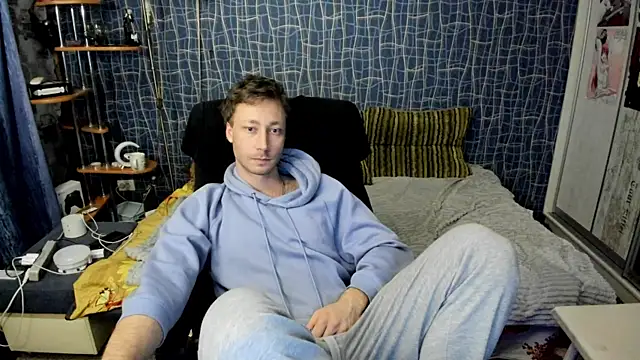 CuteBoy228 online show from April 2026 09:48:02 PM