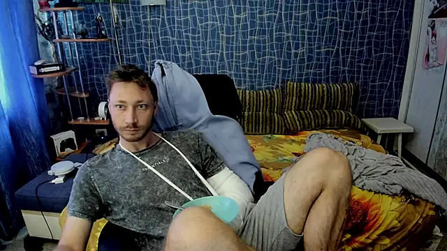 CuteBoy228 online show from May 2026 12:45:02 PM