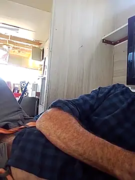 straightozgoesdwn online show from April 2026 01:13:02 AM