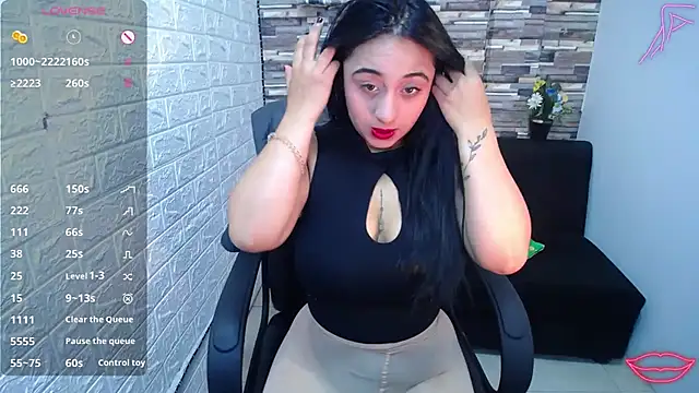 isabelsaenzxx online show from November 2025 12:49:02 PM