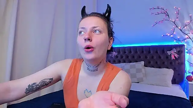 LilaVame online show from October 2025 08:49:02 PM