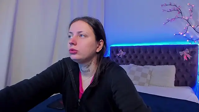 LilaVame online show from November 2025 08:46:01 PM