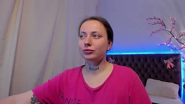 LilaVame online show from November 2025 08:53:02 PM