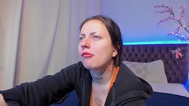 LilaVame online show from November 2025 08:46:02 PM