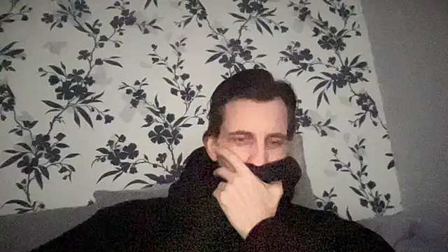 Big8inchUncutCock online show from April 2026 04:11:02 PM