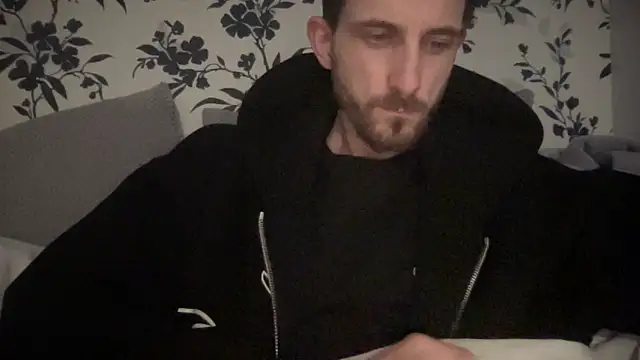 Big8inchUncutCock online show from April 2026 07:15:02 PM