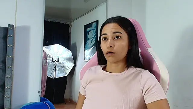 GraceWallace  online show from April 2026 02:36:01 AM